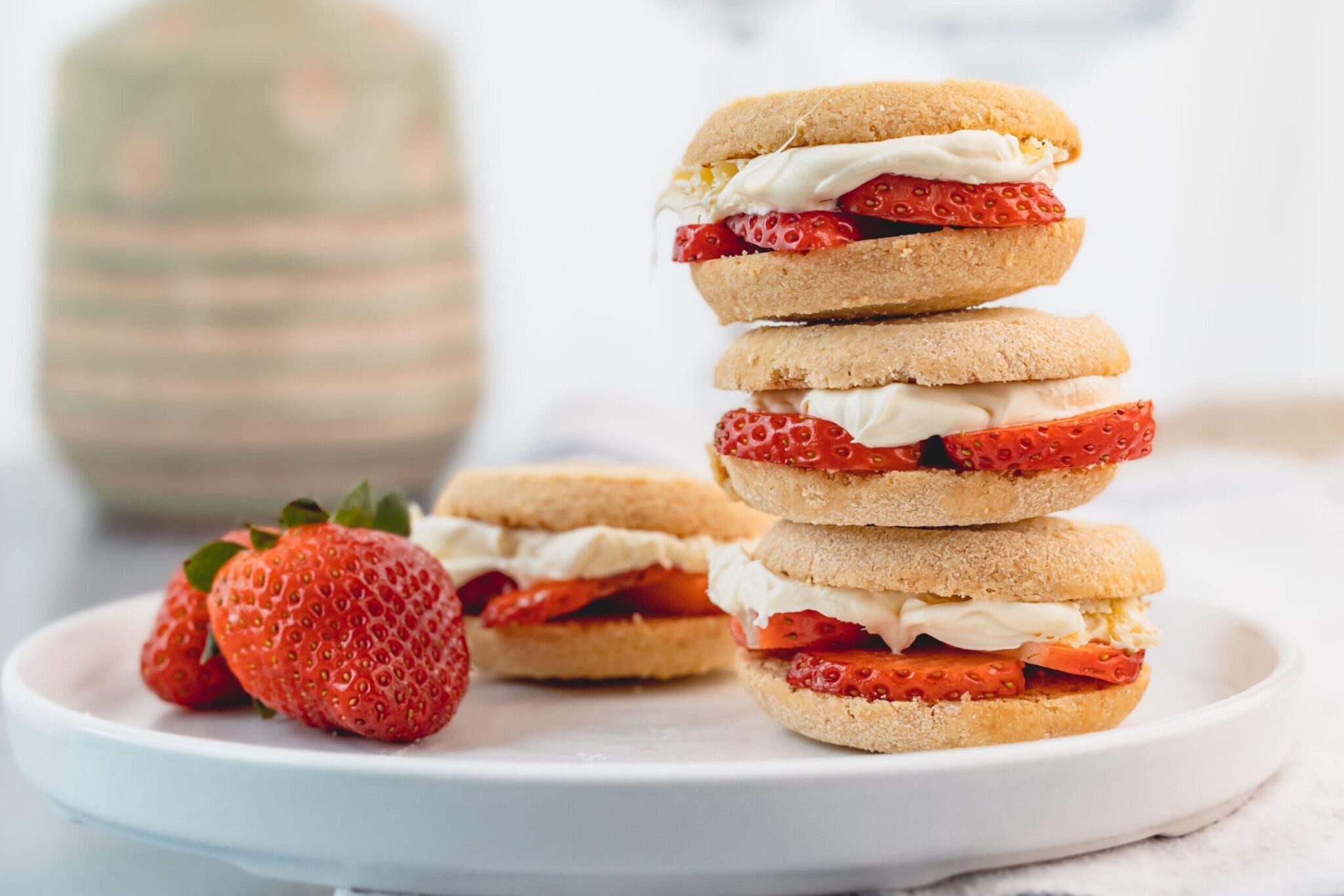 Strawberry and Clotted Cream Shortbread - Cornish Dairy Co