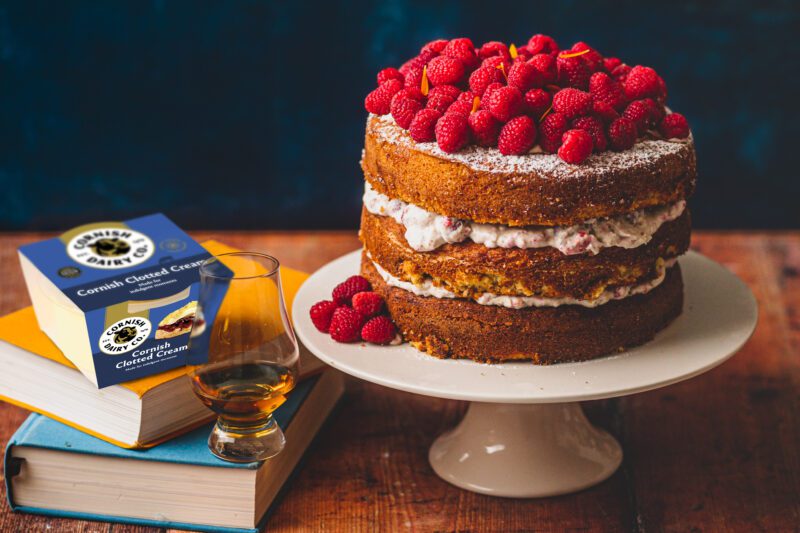 Cornish Dairy Co Cake And Clotted Cream