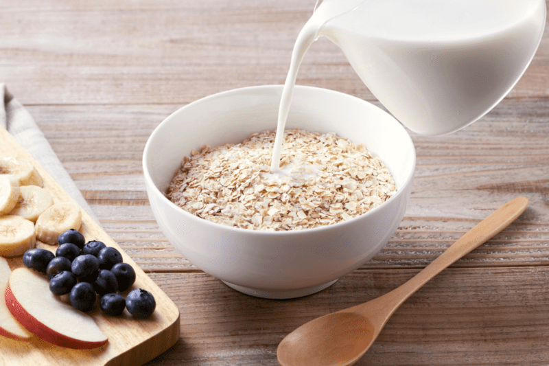 Oat Milk Vs Dairy Milk1